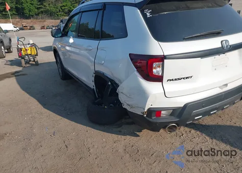 2023 Honda Passport Awd Trailsport из США, поврежденный, VIN 5FNYF8H66PB004297